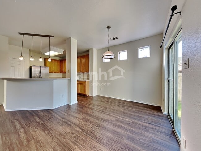 5400 Redwater Ct, the Colony, TX 75056 - photo 5