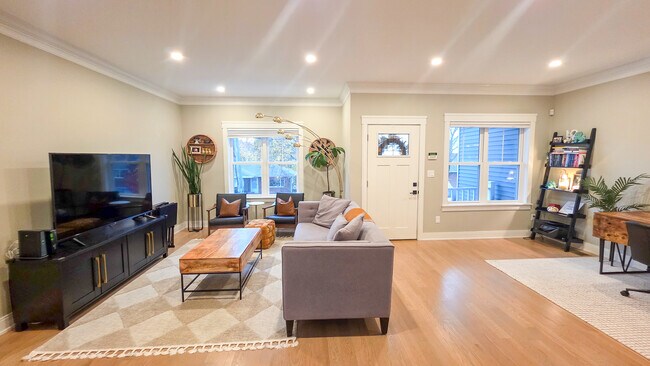 279 Suffolk Ave, Revere, MA 02151 - photo 4