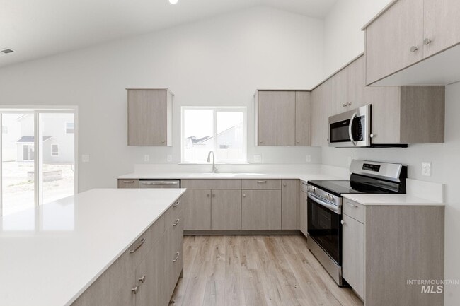 2294 N Honeysuckle Ave, Kuna, ID 83634 - photo 5