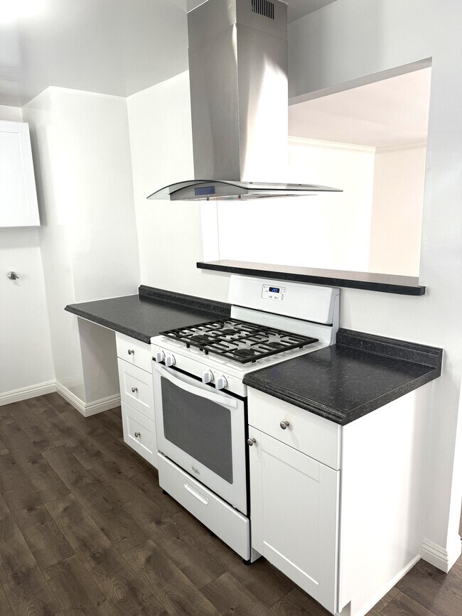 404 Illinois St unit 404, El Segundo, CA 90245 - photo 7