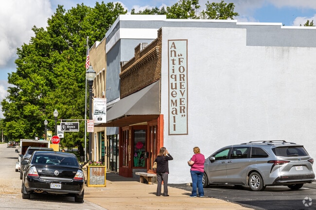 3rd St. Fusion coffee shop in Cameron is a gathering place for friends and family.