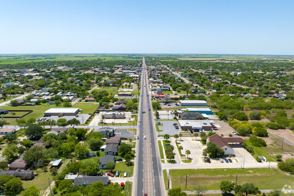 The climate in Raymondville, Tx is characterized by hot, humid summers and mild cool winters.