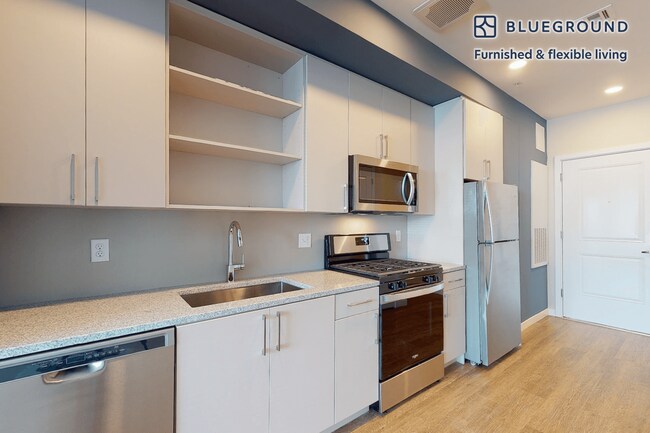 79 Alexander St unit FL4-ID3067A, Yonkers, NY 10701 - photo 4