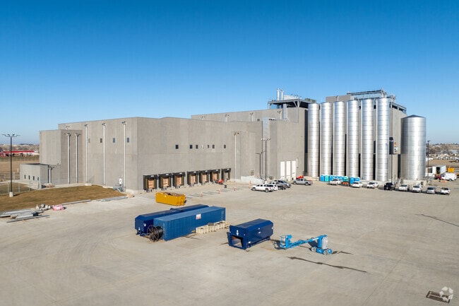 Empirical Foods is a large employer in Garden City.