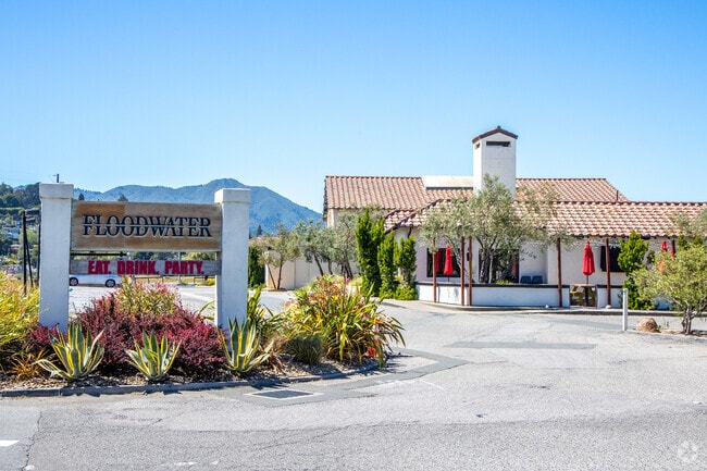 Floodwater, voted Best New Restaurant in Marin City in 2020, serves up classic California fare.