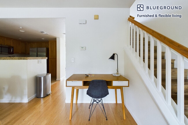 2153 Sonador Commons, San Jose, CA 95128 - photo 3