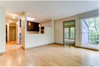 3030-3032 SW Fourth Ave, Portland, OR 97201