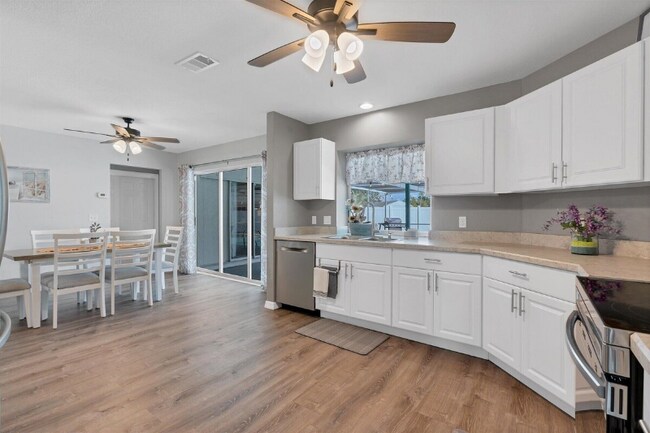 1014 Darby Dr NW, Port Charlotte, FL 33948 - photo 6