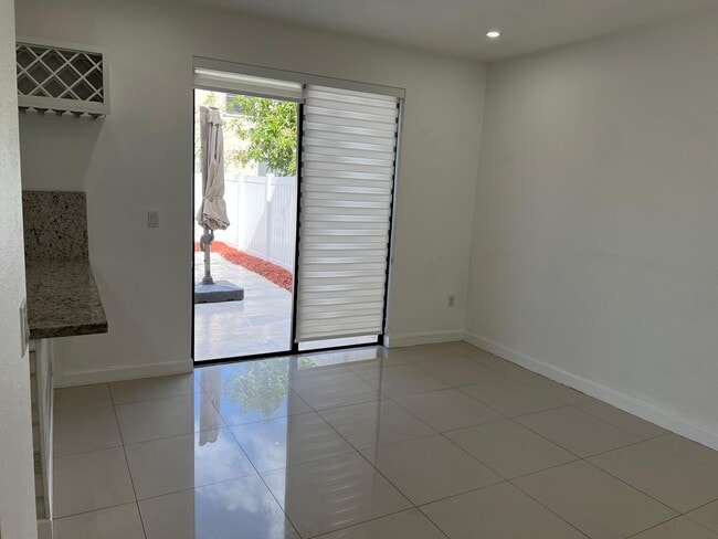 3399 W 90th Terrace, Hialeah, FL 33018 - photo 7