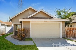 37618 12th St E, Palmdale, CA 93550