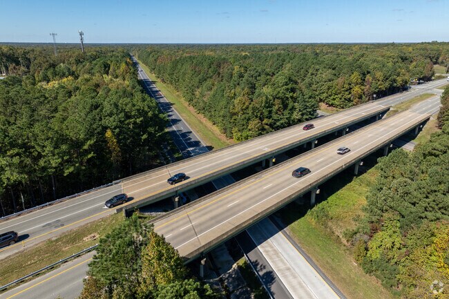 SR 288 gives quick access to Chesterfield Courthouse residents to the greater Richmond area.