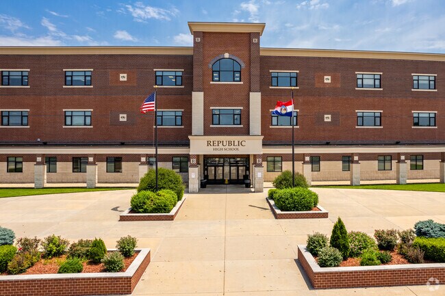Republic High School provides public education for students grades 9 through 12.