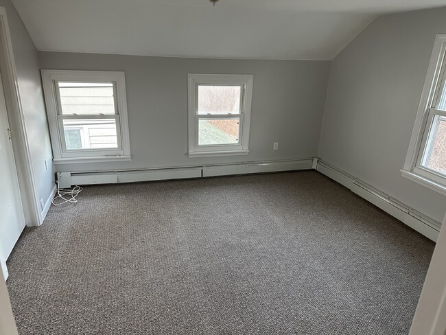 30 Spring St unit Up, Vernon Rockville, CT 06066 - photo 6