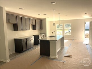 112 Chime Creek Dr, Pooler, GA 31322