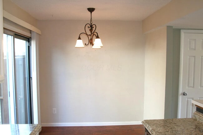 4885 Stoneybrook Blvd, Hilliard, OH 43026 - photo 7