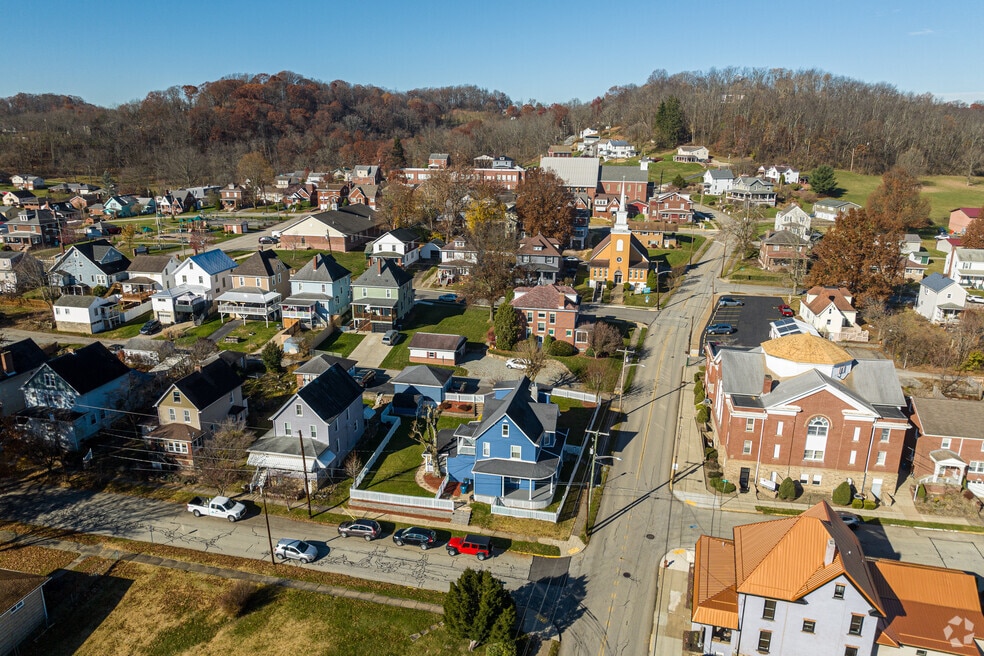 Final_Neighborhood_Youngwood_PA_121123