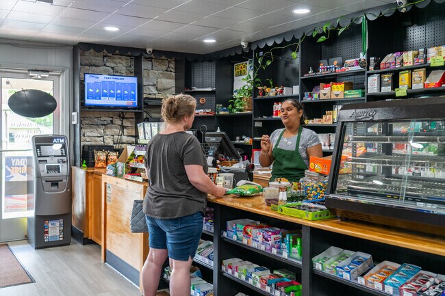 Ed's Market, located in the residential area of East End, serves the neighborhood.