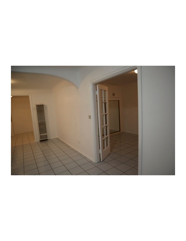 2515 Illinois Ave, South Gate, CA 90280