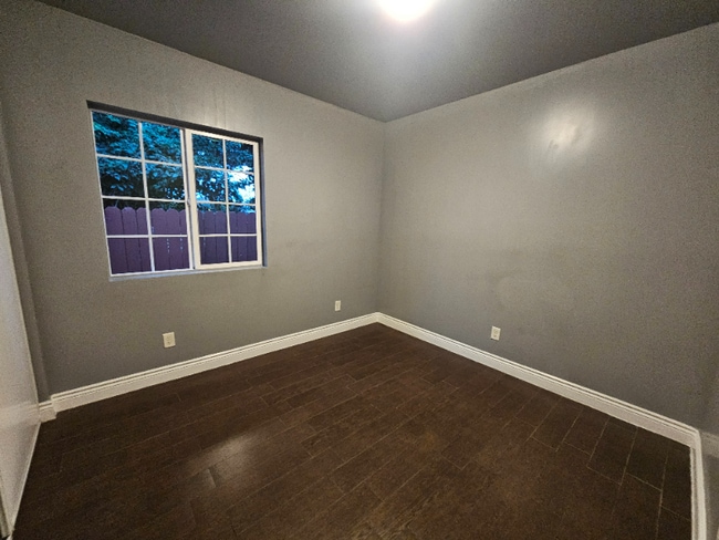 2811 N Wilmington Ave, Compton, CA 90222 - photo 4