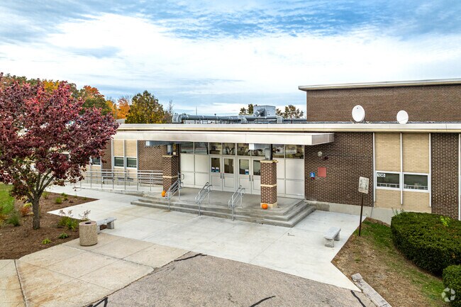 The main enterance to Southside Middle School.