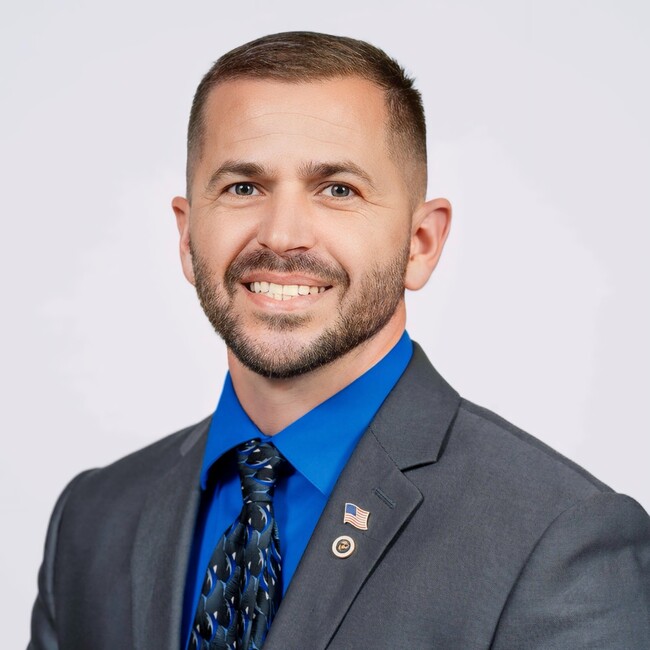 Agent Photo