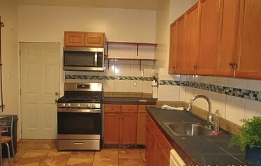 529 N 35th St unit 1, Philadelphia, PA 19104 - photo 4