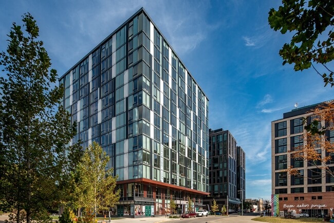 Theory, Washington, DC 20002 - photo 3