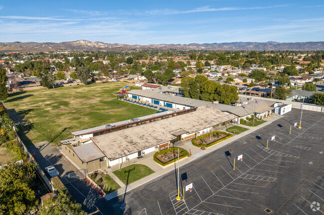 St Rose of Lima Catholic School is one of the few Catholic Schools in Simi Valley.