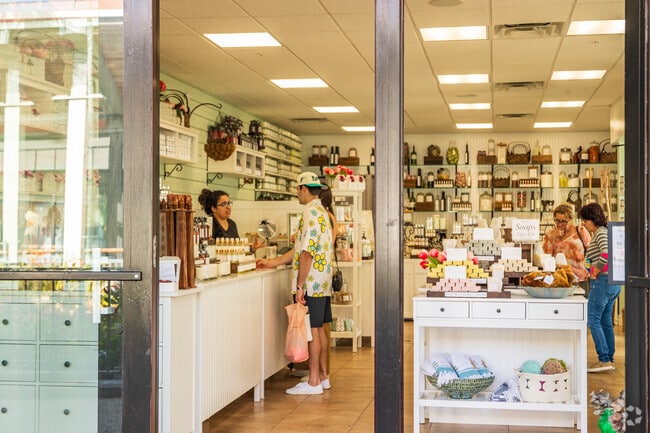 Find that perfect gift from a store at The Falls near King's Bay/Deering Bay, FL.