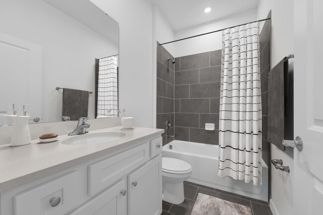 3295 Viridian Cir, West Melbourne, FL 32904 - photo 4