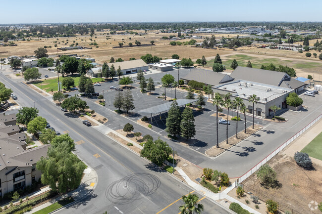 The campus of Sherman Thomas Charter High School in Madera.