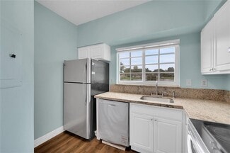 2331 NW 96th Terrace Unit 17N, Pembroke Pines, FL 33024