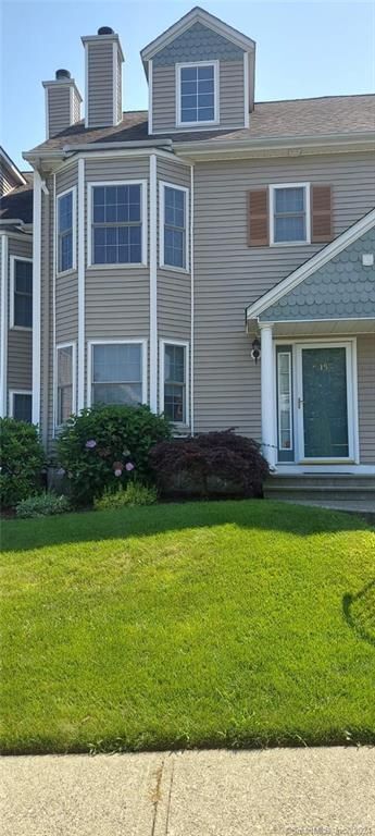 273 Bridge St, Groton, CT 06340