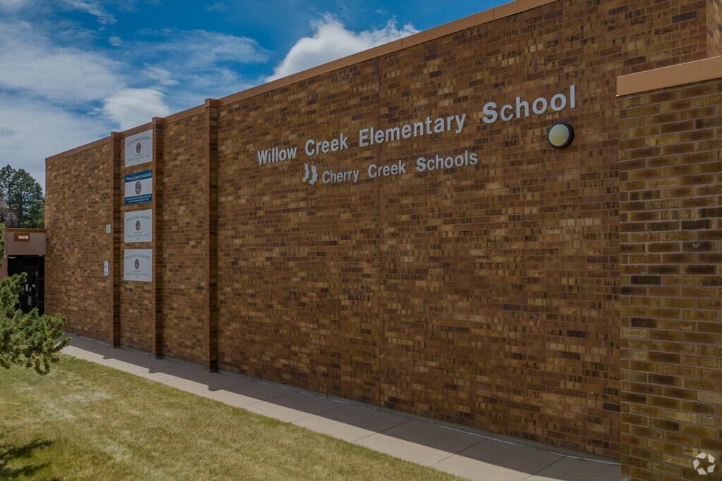 Willow Creek Elementary School, Rankings & Reviews - Homes.com