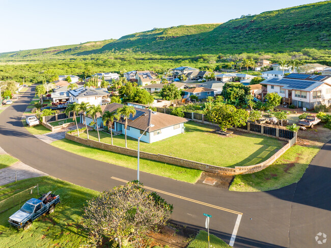 Find your perfect property among the foothills of Kauai in Wiamea.