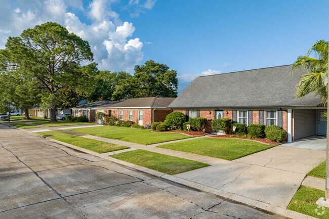 Well-kept lawns and landscaping are common in Terrytown.