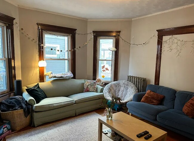 183 College Ave unit 1, Somerville, MA 02144 - photo 3