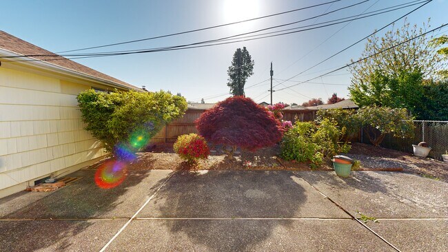 2565 Taylor Ave, Longview, WA 98632 - photo 2