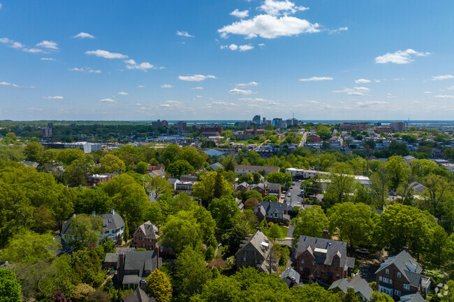 Wawaset offers large homes with lots of privacy just a few short miles from Wilmington.