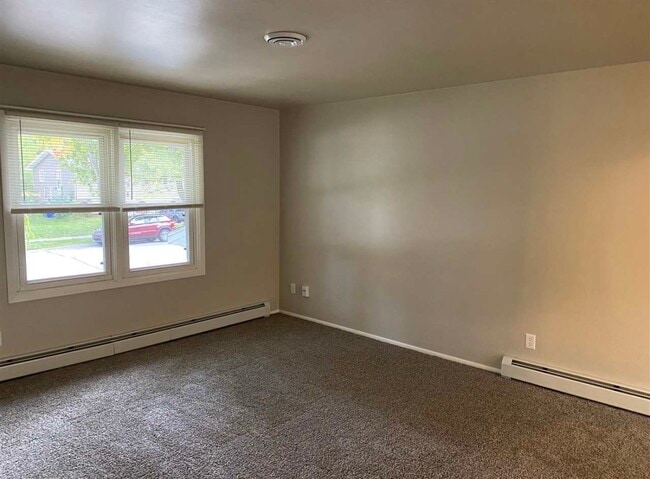 414 N Saint Bernard Dr unit 414 N. Saint Bernard, de Pere, WI 54115 - photo 7