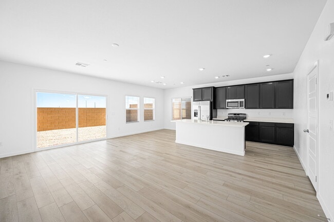 3350 Dancing Waters St, Las Vegas, NV 89129 - photo 3