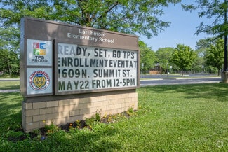 Larchmont Elementary School
