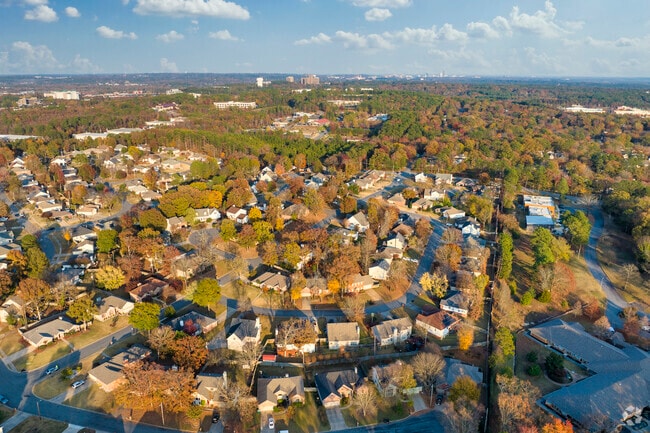 Western Little Rock has newly-built modern neighborhoods as well as seclusion.