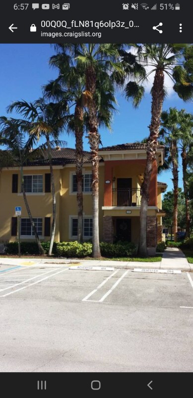 985 NE 33rd Terrace, Homestead, FL 33033