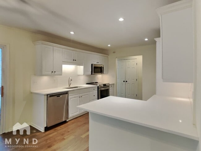 315 Franklin Rd, Sandy Springs, GA 30342 - photo 3