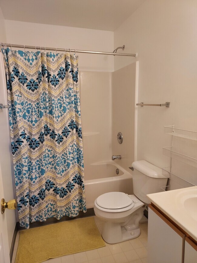 212 Potomac Ave unit Potomac Inn unit, Quantico, VA 22134 - photo 7