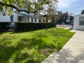 8 Philadelphia Ave, Shillington, PA 19607