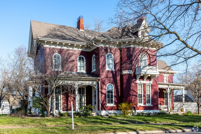 Fort Madison has many large ornate homes of various styles in the center of town.