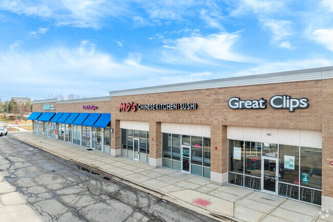 Large shopping centers are a common convenience for Grasslands residents.