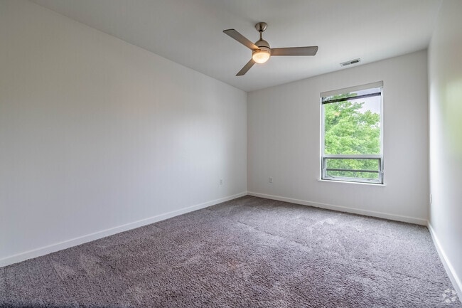 1BR, 1BA - 1,065SF - Primary Bedroom